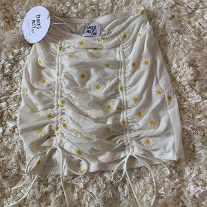 Princess poly daisy skirt